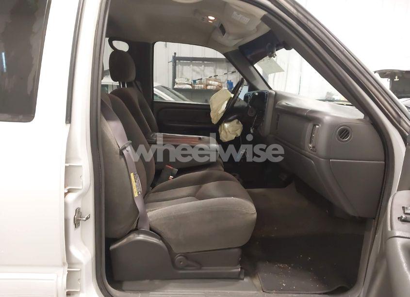 Photo 5 of 2005 Chevrolet Silverado 1500 Z71 (VIN 2GCEK13T351236438)