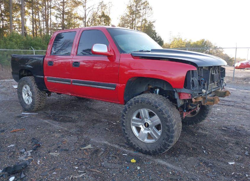 2005 Chevrolet Silverado 1500 LT (VIN 2GCEK13T351271755) main photo