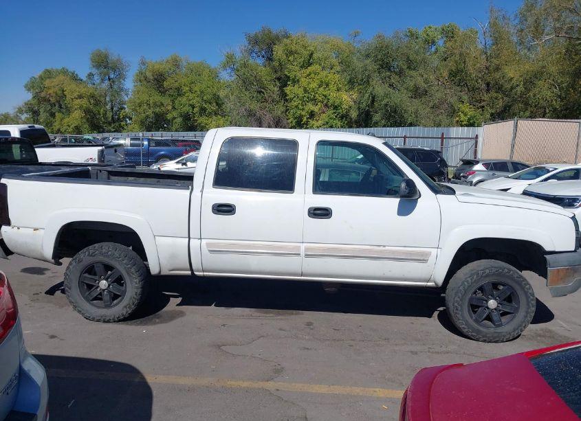 Photo 13 of 2004 Chevrolet Silverado 1500 Z71 (VIN 2GCEK13T441320718)