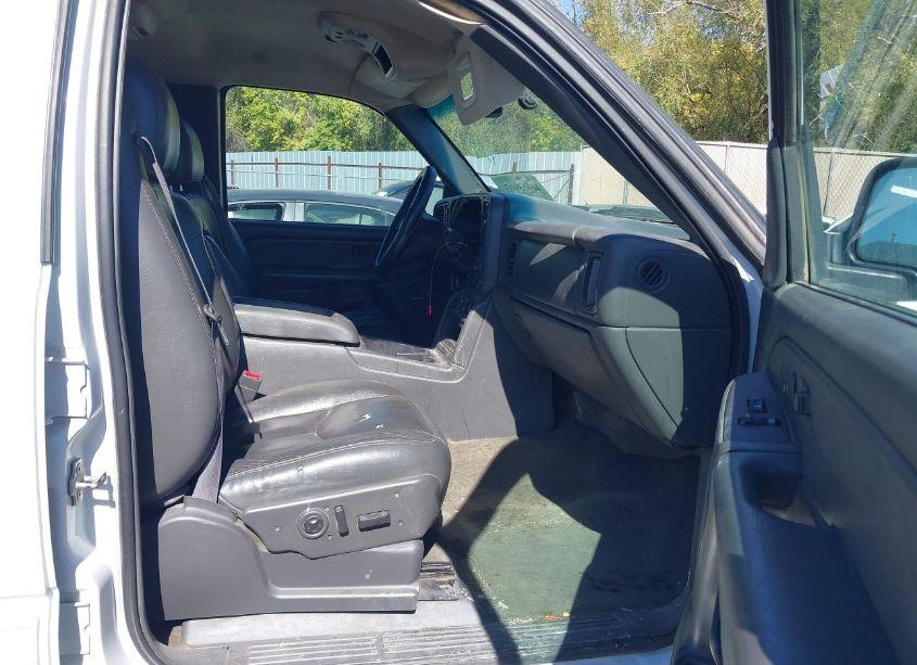 Photo 5 of 2004 Chevrolet Silverado 1500 Z71 (VIN 2GCEK13T441320718)