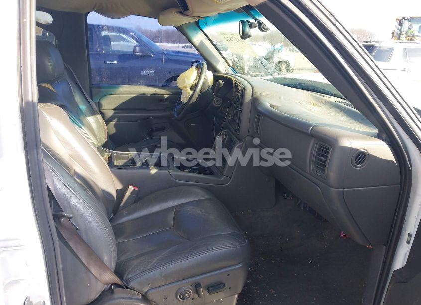 Photo 5 of 2004 Chevrolet Silverado 1500 Z71 (VIN 2GCEK13T541343313)