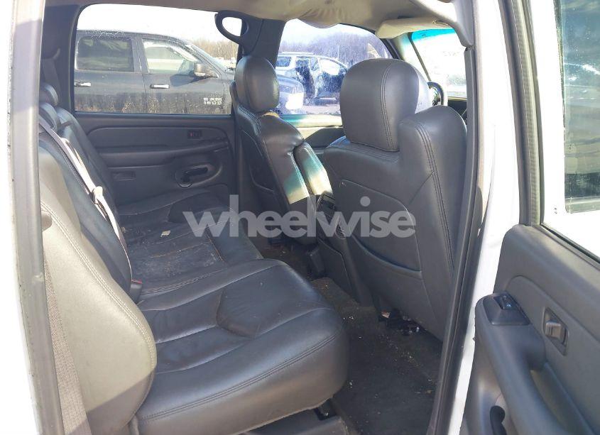 Photo 8 of 2004 Chevrolet Silverado 1500 Z71 (VIN 2GCEK13T541343313)