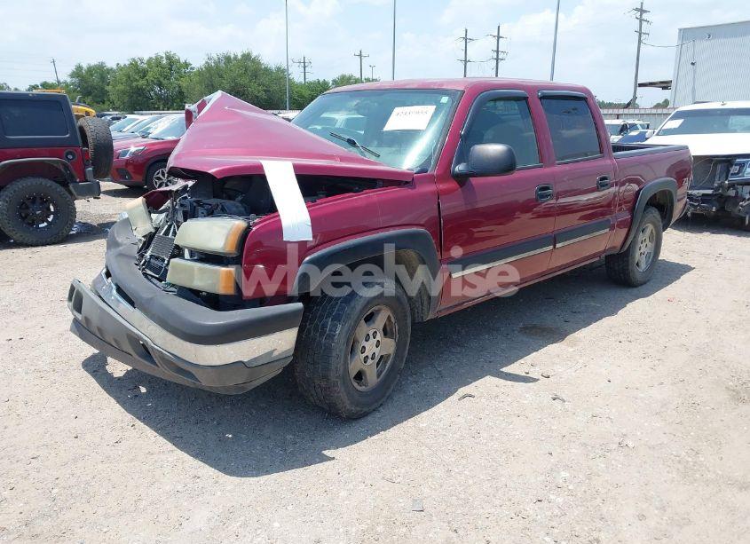 Photo 2 of 2005 Chevrolet Silverado 1500 LS (VIN 2GCEK13T551143145)