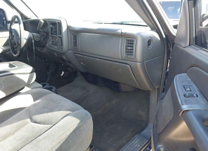 Photo 5 of 2005 Chevrolet Silverado 1500 LS (VIN 2GCEK13T551158129)