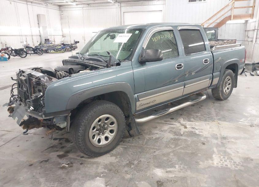 Photo 2 of 2006 Chevrolet Silverado 1500 LT1 (VIN 2GCEK13T561151909)