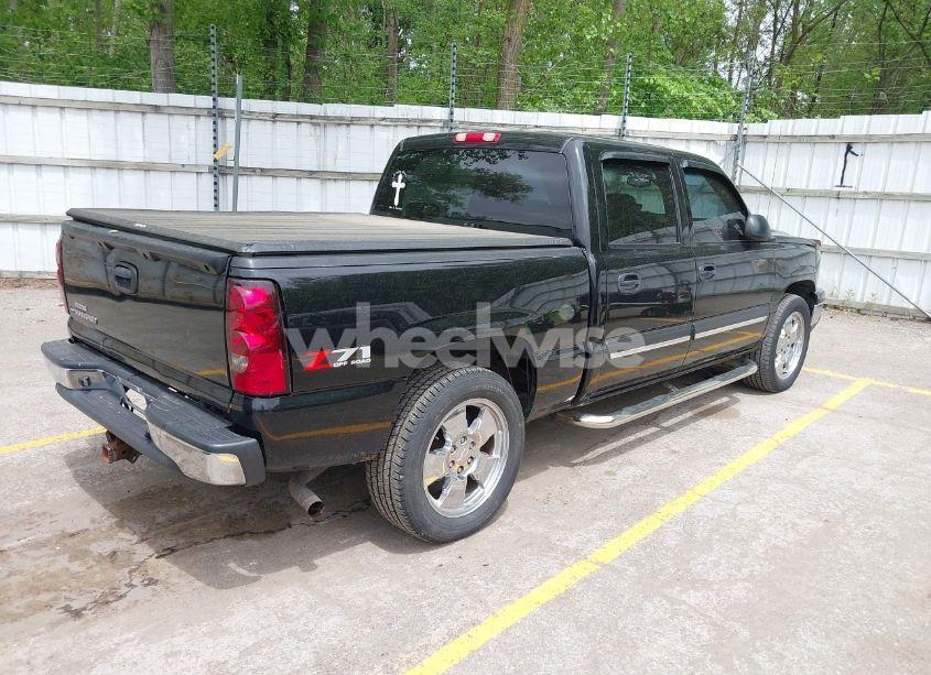 Photo 4 of 2006 Chevrolet Silverado 1500 LS/LT1/LT2/LT3 (VIN 2GCEK13T561356470)