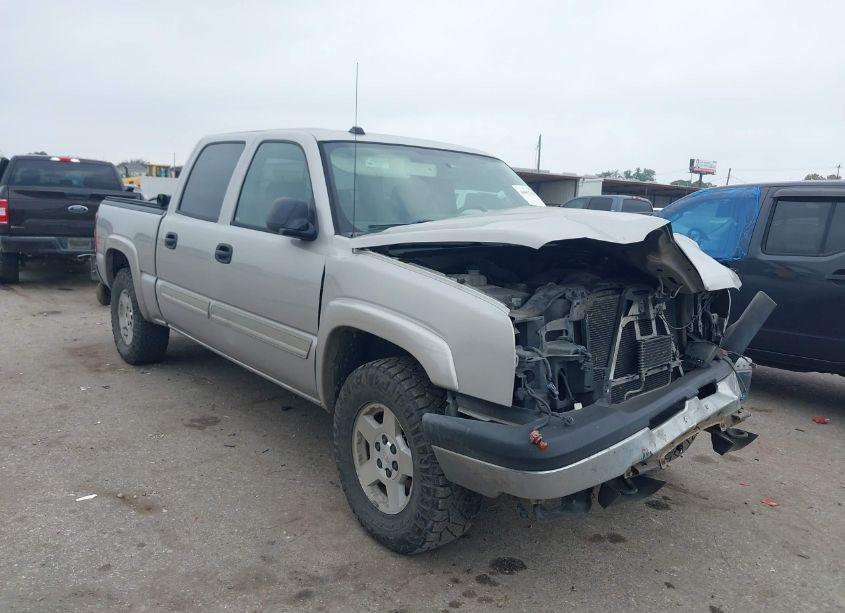 2005 Chevrolet Silverado 1500 Z71 (VIN 2GCEK13T651373888) main photo