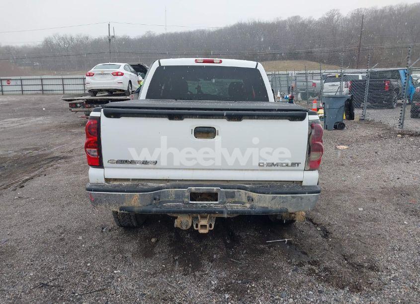 Photo 16 of 2004 Chevrolet Silverado 1500 LS (VIN 2GCEK13T741427729)