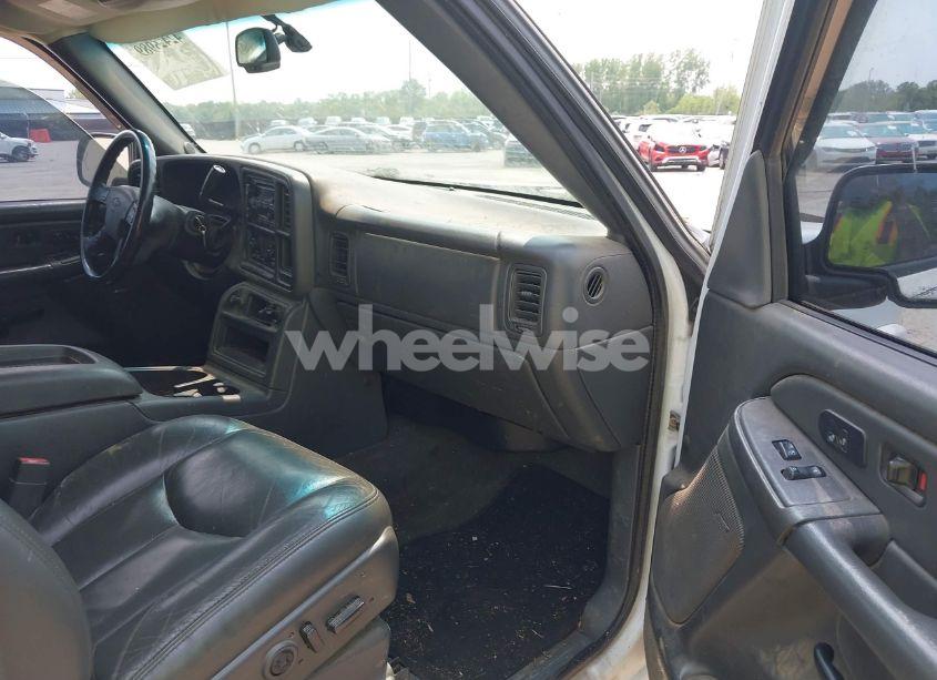 Photo 5 of 2005 Chevrolet Silverado 1500 Z71 (VIN 2GCEK13T751117758)