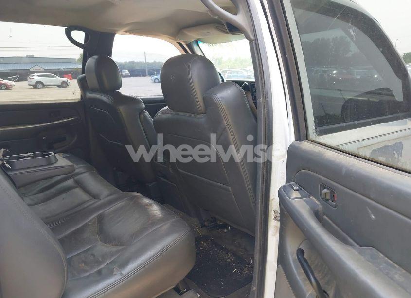 Photo 8 of 2005 Chevrolet Silverado 1500 Z71 (VIN 2GCEK13T751117758)