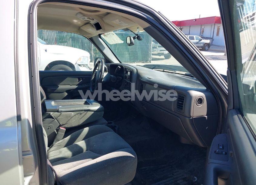 Photo 5 of 2005 Chevrolet Silverado 1500 Z71 (VIN 2GCEK13T751118246)