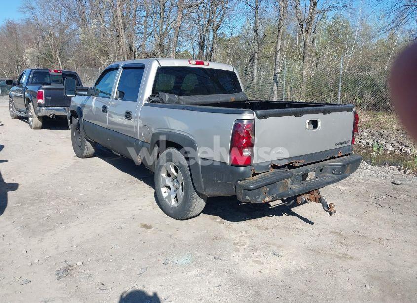 Photo 3 of 2005 Chevrolet Silverado 1500 LS (VIN 2GCEK13T751216564)