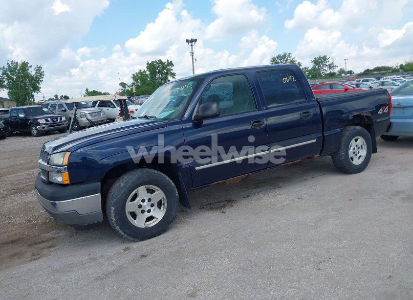 Photo 2 of 2005 Chevrolet Silverado 1500 LS (VIN 2GCEK13T751248544)
