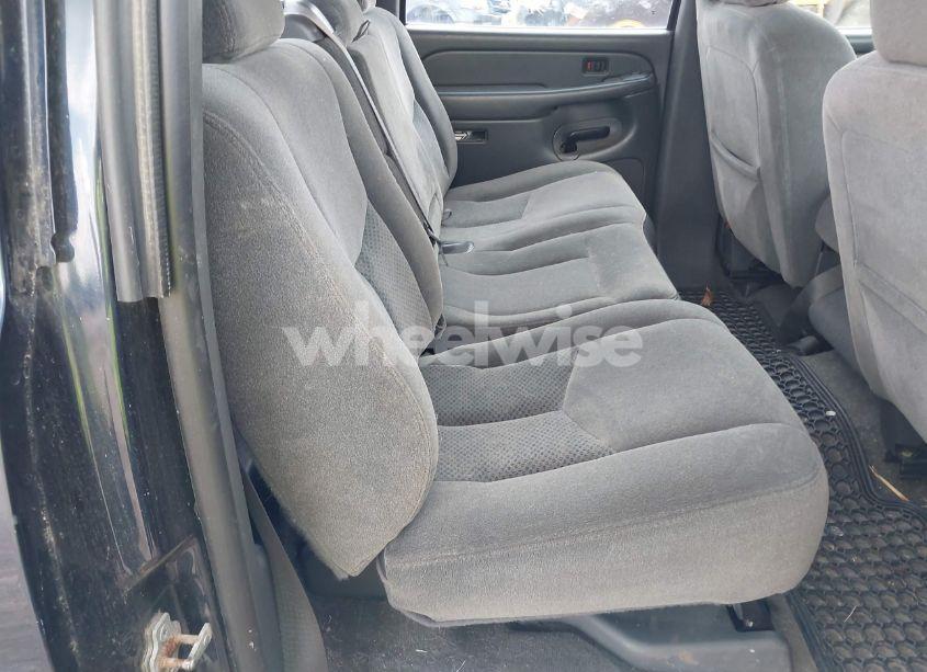 Photo 8 of 2005 Chevrolet Silverado 1500 LS (VIN 2GCEK13T751248544)