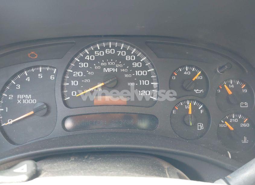 Photo 7 of 2005 Chevrolet Silverado 1500 LS (VIN 2GCEK13T751384088)