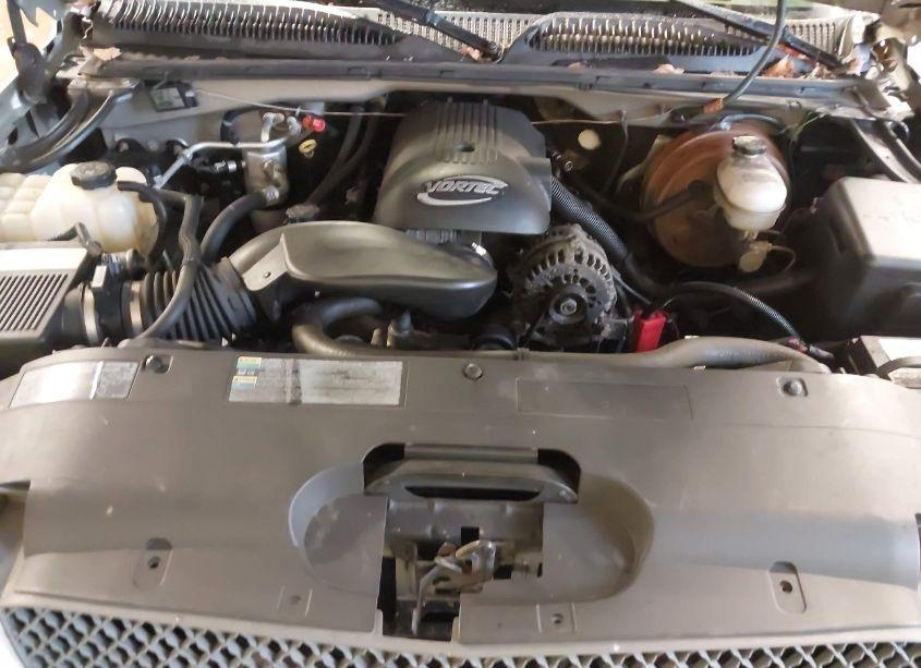 Photo 10 of 2005 Chevrolet Silverado 1500 LS (VIN 2GCEK13T751384494)