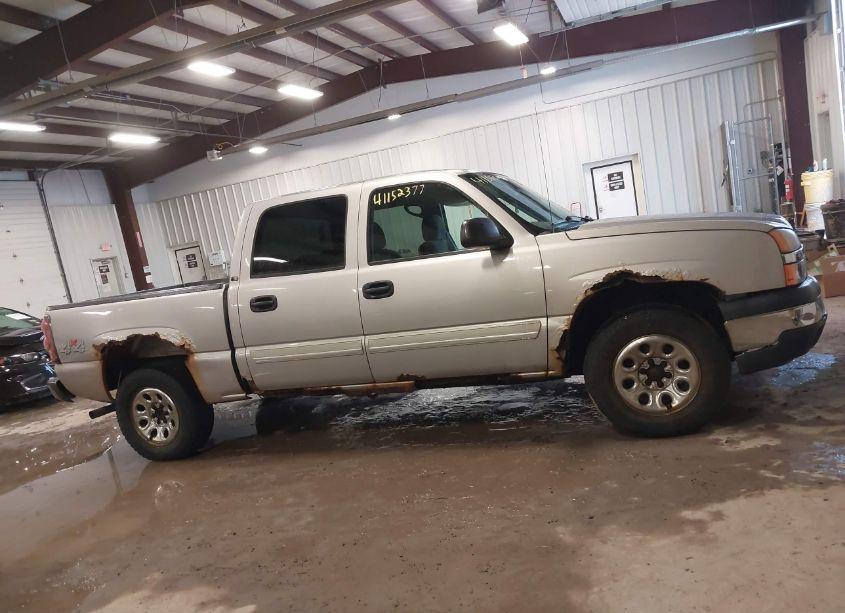Photo 13 of 2005 Chevrolet Silverado 1500 LS (VIN 2GCEK13T751384494)