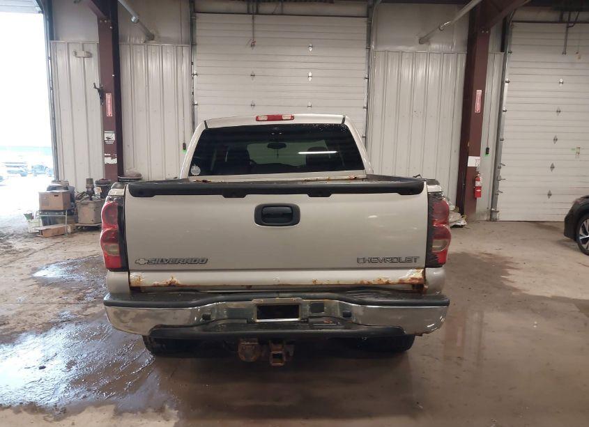 Photo 16 of 2005 Chevrolet Silverado 1500 LS (VIN 2GCEK13T751384494)