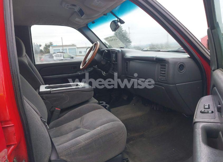 Photo 5 of 2005 Chevrolet Silverado 1500 Z71 (VIN 2GCEK13T851145827)