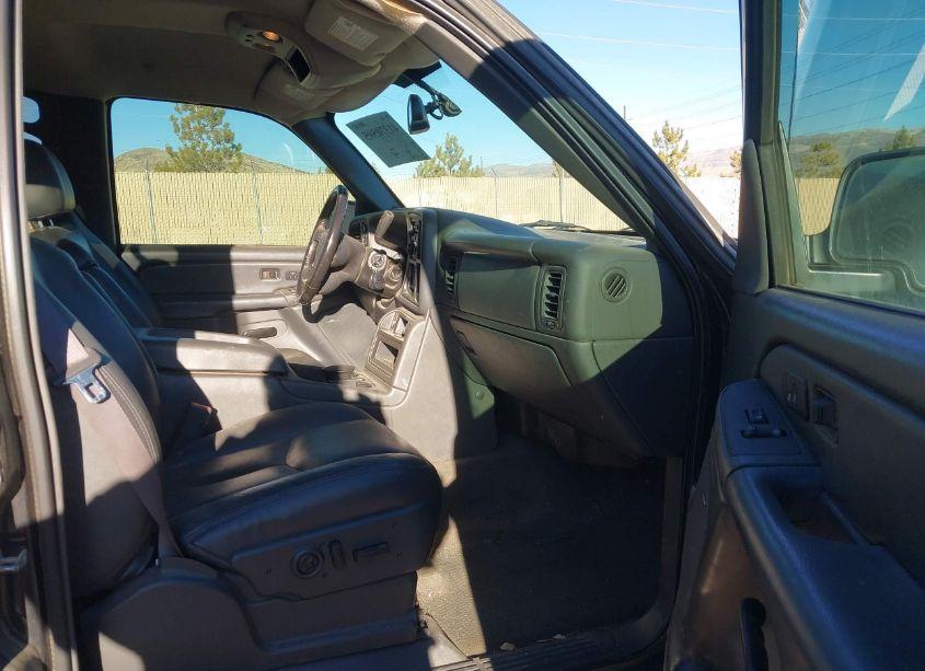 Photo 5 of 2005 Chevrolet Silverado 1500 Z71 (VIN 2GCEK13T851336096)