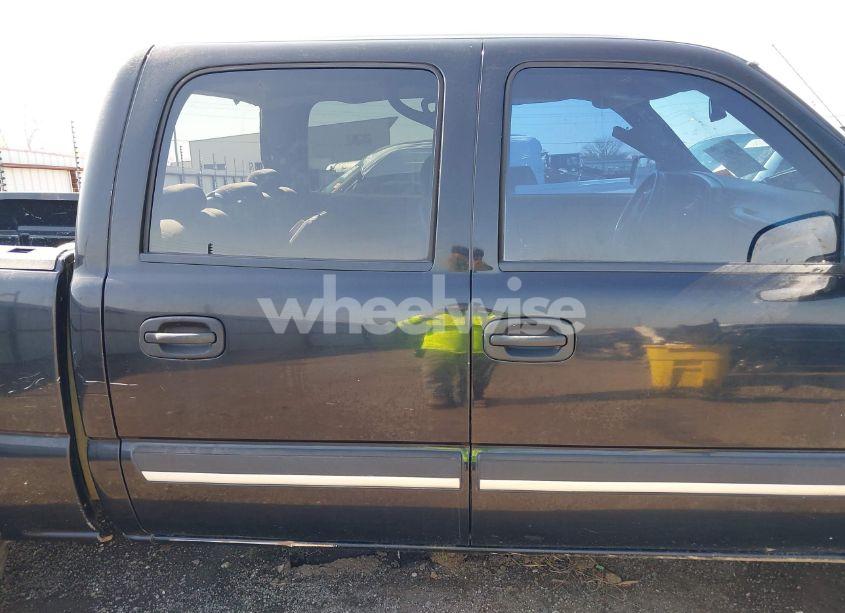 Photo 14 of 2006 Chevrolet Silverado 1500 LT1 (VIN 2GCEK13T861244388)