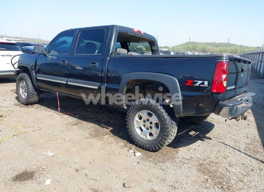 Photo 3 of 2006 Chevrolet Silverado 1500 LT1 (VIN 2GCEK13T861244388)