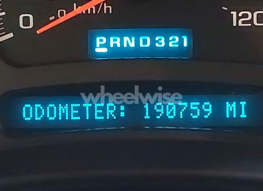 Photo 12 of 2004 Chevrolet Silverado 1500 LS (VIN 2GCEK13T941331407)