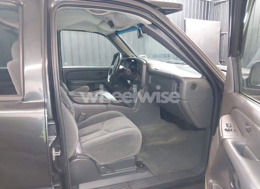 Photo 5 of 2004 Chevrolet Silverado 1500 LS (VIN 2GCEK13T941331407)