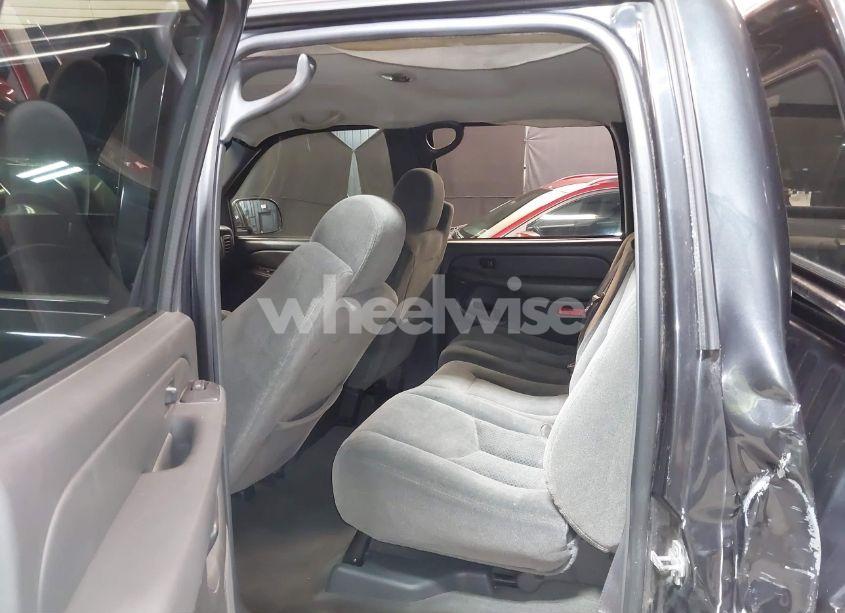 Photo 8 of 2004 Chevrolet Silverado 1500 LS (VIN 2GCEK13T941331407)