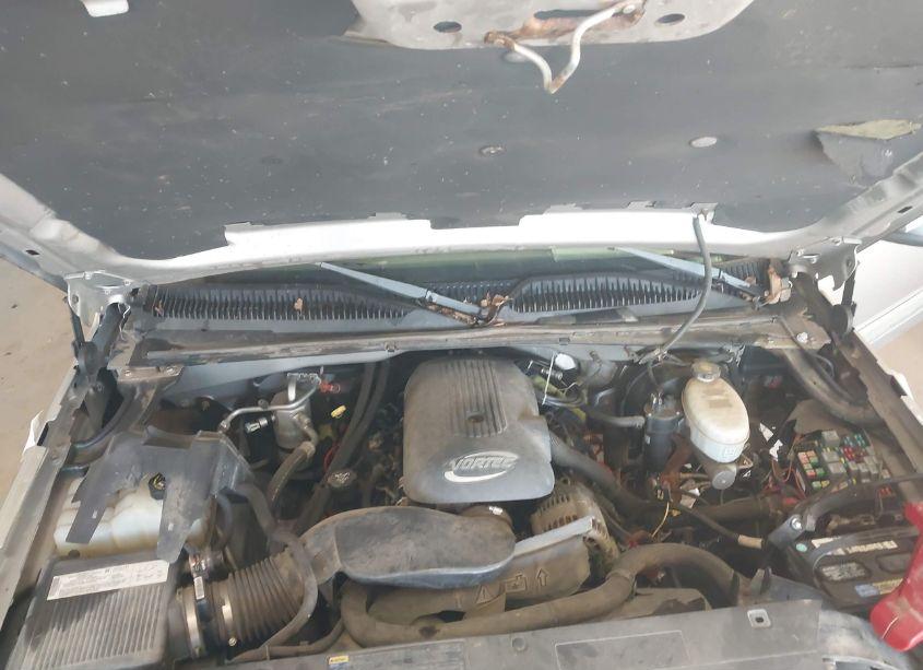 Photo 10 of 2004 Chevrolet Silverado 1500 Z71 (VIN 2GCEK13T941351947)