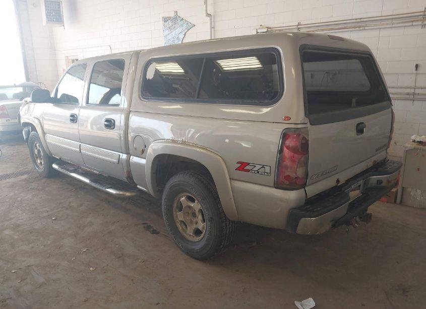 Photo 3 of 2004 Chevrolet Silverado 1500 Z71 (VIN 2GCEK13T941351947)