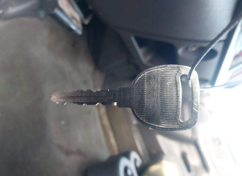 Photo 11 of 2004 Chevrolet Silverado 1500 LS (VIN 2GCEK13T941430762)