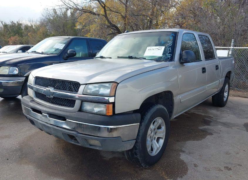 Photo 2 of 2004 Chevrolet Silverado 1500 LS (VIN 2GCEK13T941430762)