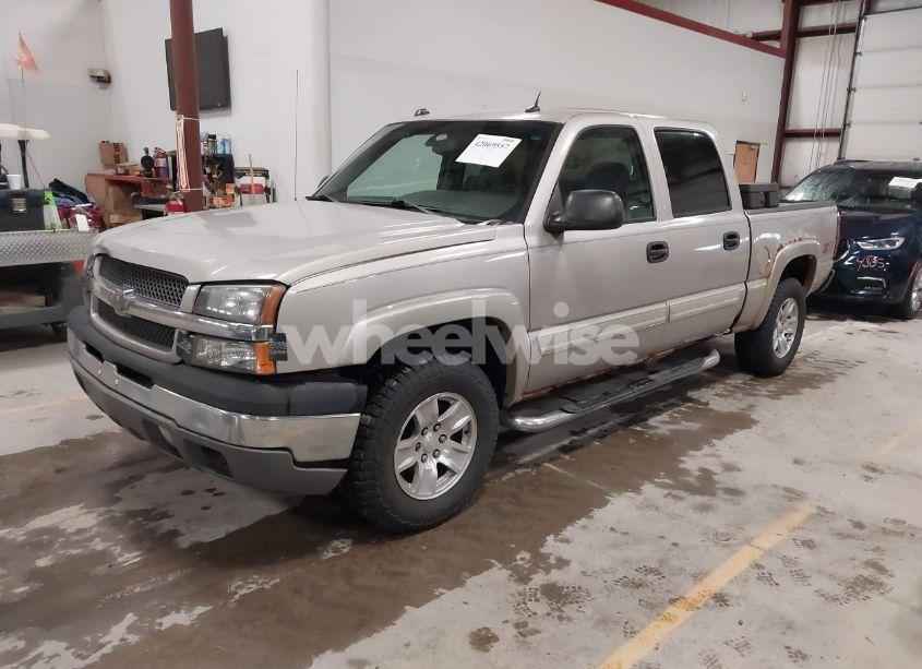 Photo 2 of 2005 Chevrolet Silverado 1500 Z71 (VIN 2GCEK13T951132388)