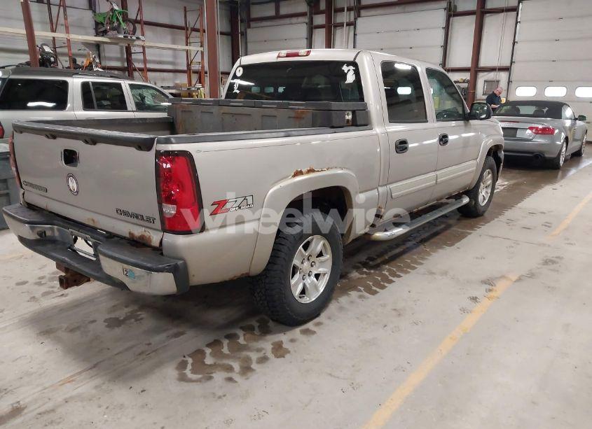 Photo 4 of 2005 Chevrolet Silverado 1500 Z71 (VIN 2GCEK13T951132388)