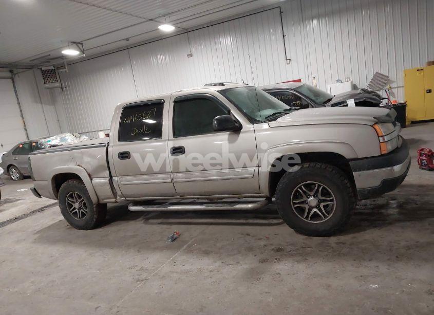 Photo 12 of 2005 Chevrolet Silverado 1500 Z71 (VIN 2GCEK13T951276295)