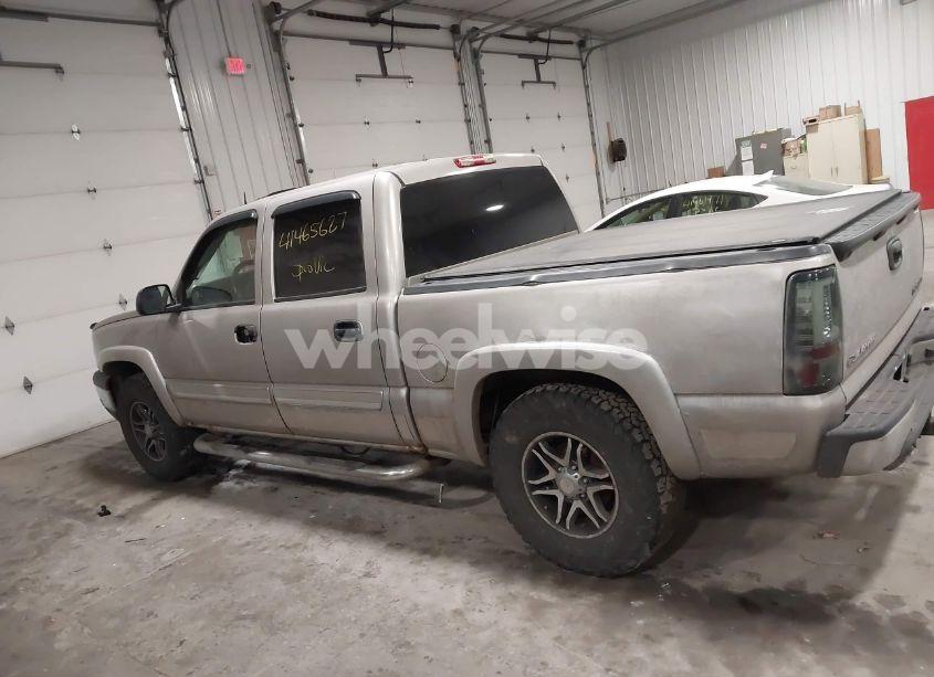 Photo 13 of 2005 Chevrolet Silverado 1500 Z71 (VIN 2GCEK13T951276295)