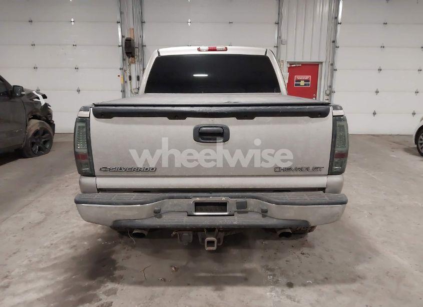 Photo 15 of 2005 Chevrolet Silverado 1500 Z71 (VIN 2GCEK13T951276295)