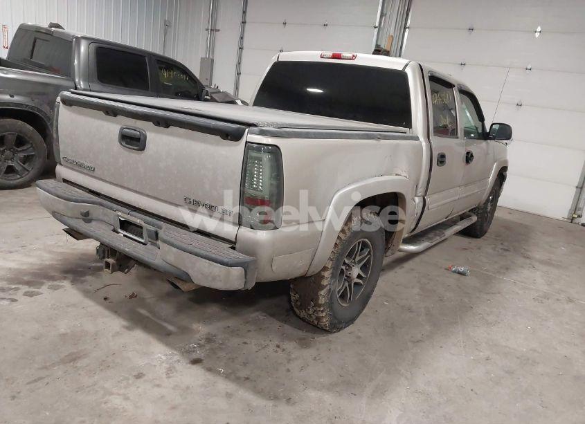 Photo 4 of 2005 Chevrolet Silverado 1500 Z71 (VIN 2GCEK13T951276295)