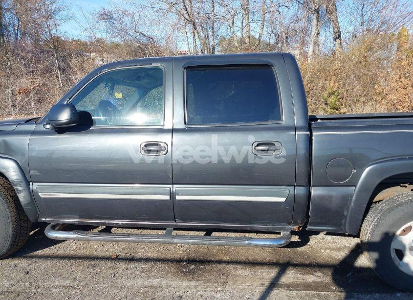 Photo 14 of 2005 Chevrolet Silverado 1500 Z71 (VIN 2GCEK13T951304984)