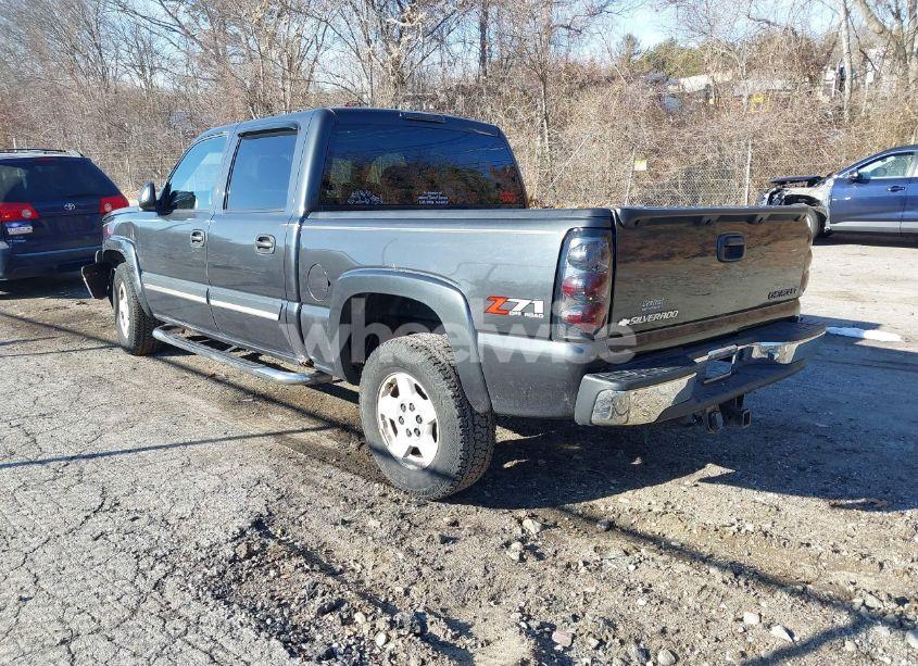 Photo 3 of 2005 Chevrolet Silverado 1500 Z71 (VIN 2GCEK13T951304984)