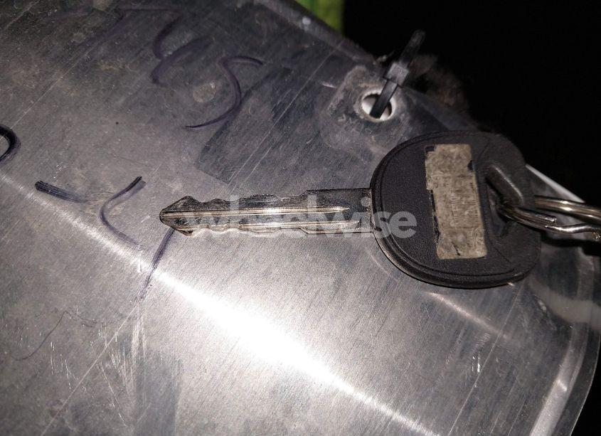 Photo 11 of 2005 Chevrolet Silverado 1500 LT (VIN 2GCEK13T951361945)