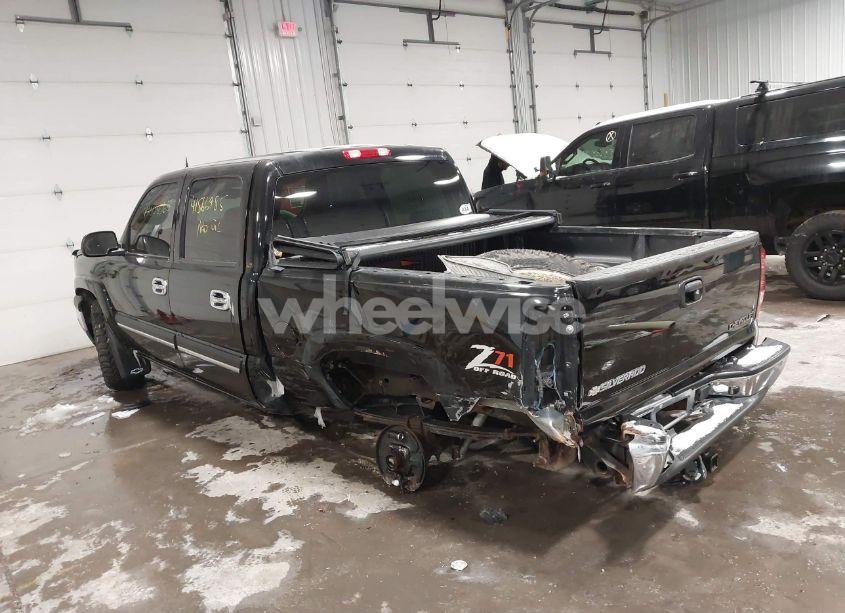 Photo 3 of 2005 Chevrolet Silverado 1500 LT (VIN 2GCEK13T951361945)