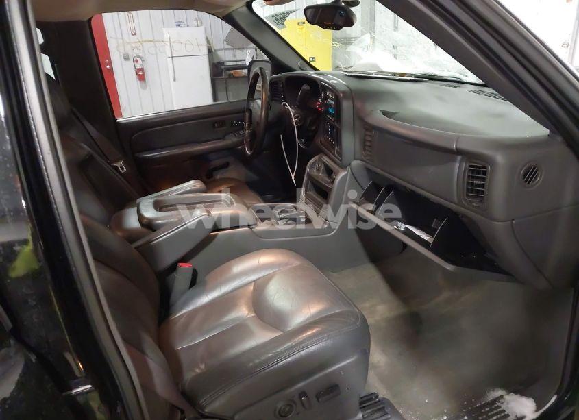 Photo 5 of 2005 Chevrolet Silverado 1500 LT (VIN 2GCEK13T951361945)