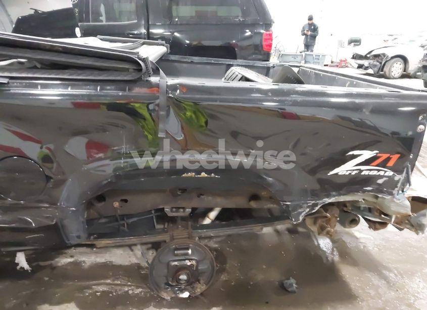 Photo 6 of 2005 Chevrolet Silverado 1500 LT (VIN 2GCEK13T951361945)