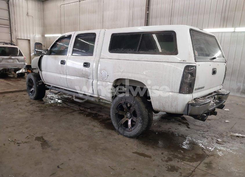 Photo 3 of 2006 Chevrolet Silverado 1500 LT1 (VIN 2GCEK13T961221041)