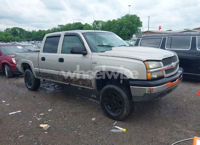 2005 Chevrolet Silverado 1500 Z71 (VIN 2GCEK13TX51155971) main photo