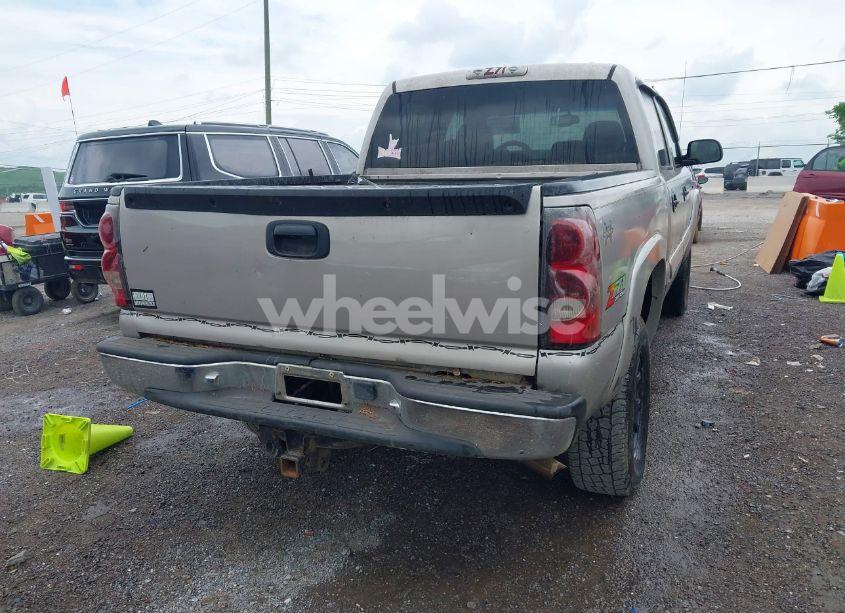 Photo 16 of 2005 Chevrolet Silverado 1500 Z71 (VIN 2GCEK13TX51155971)