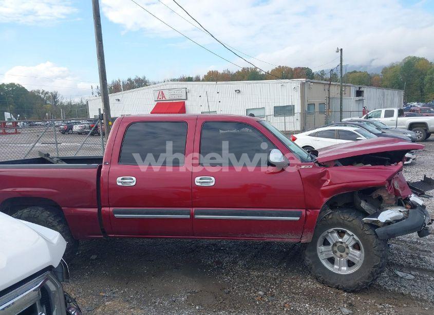 Photo 13 of 2005 Chevrolet Silverado 1500 LS (VIN 2GCEK13TX51399720)