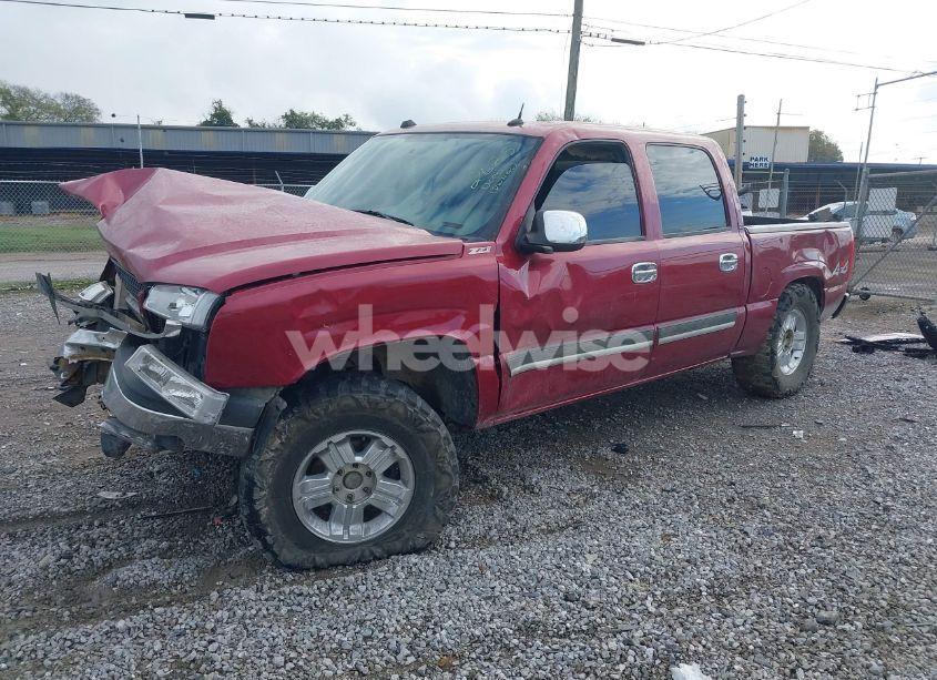 Photo 2 of 2005 Chevrolet Silverado 1500 LS (VIN 2GCEK13TX51399720)